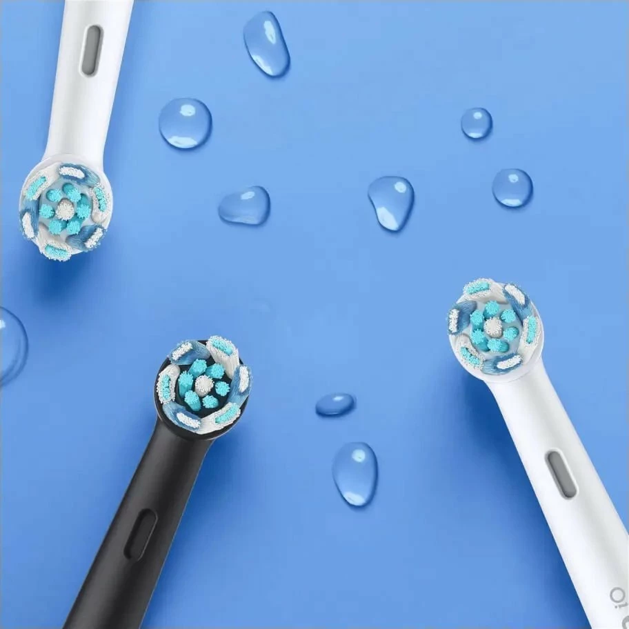 Furçë dhëmbësh elektrike Oral-B iO Series 5, 5 moda, me sensor presioni, me aplikacion, magnetic, e zezë mat, set me 1 kokë + kutizë udhëtimi
