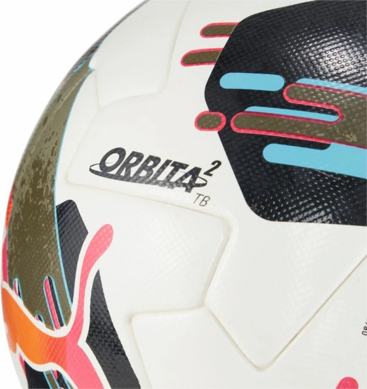 Top futbolli Puma, bardhë [Madhësia: 5]
