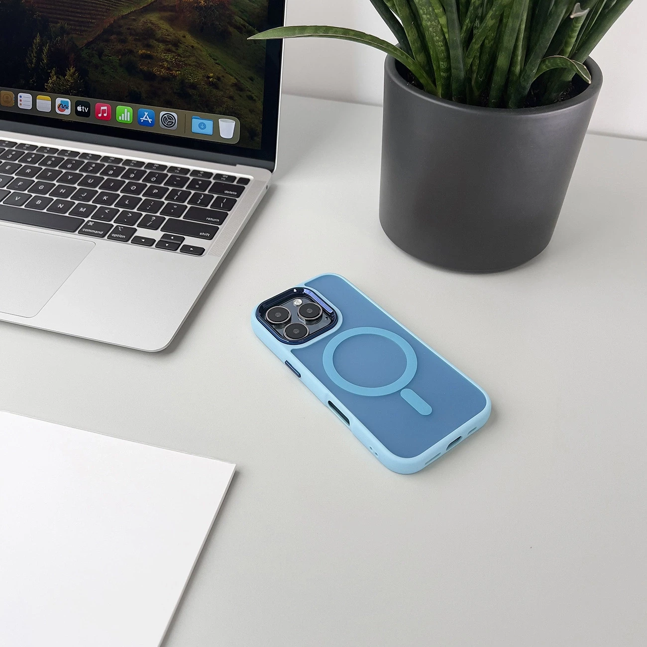 Mbështjellës Hurtel Fashion Case MagSafe për iPhone 16e, Blu