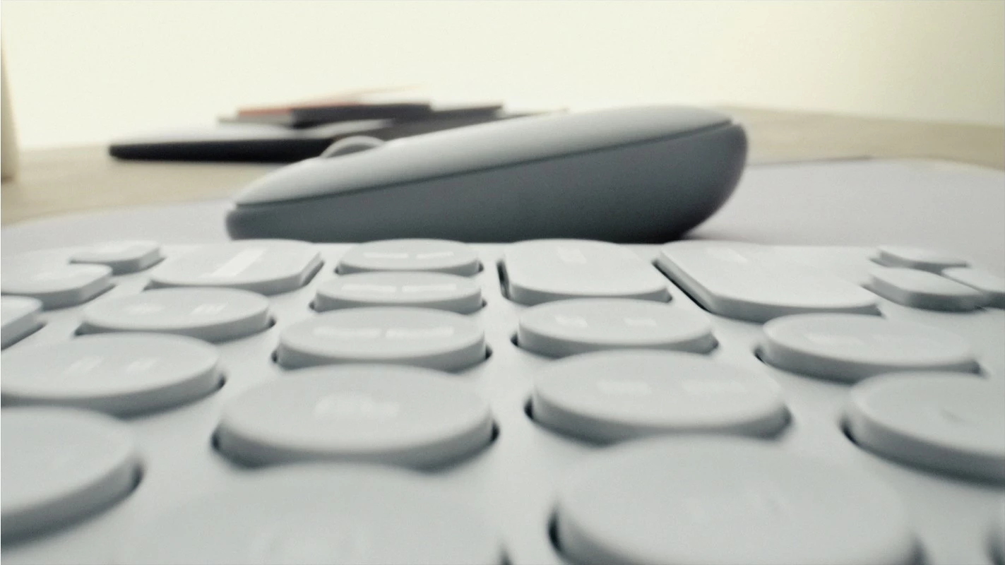 Set tastierë dhe maus Logitech Pebble 2 Combo, Deutsch, rozë