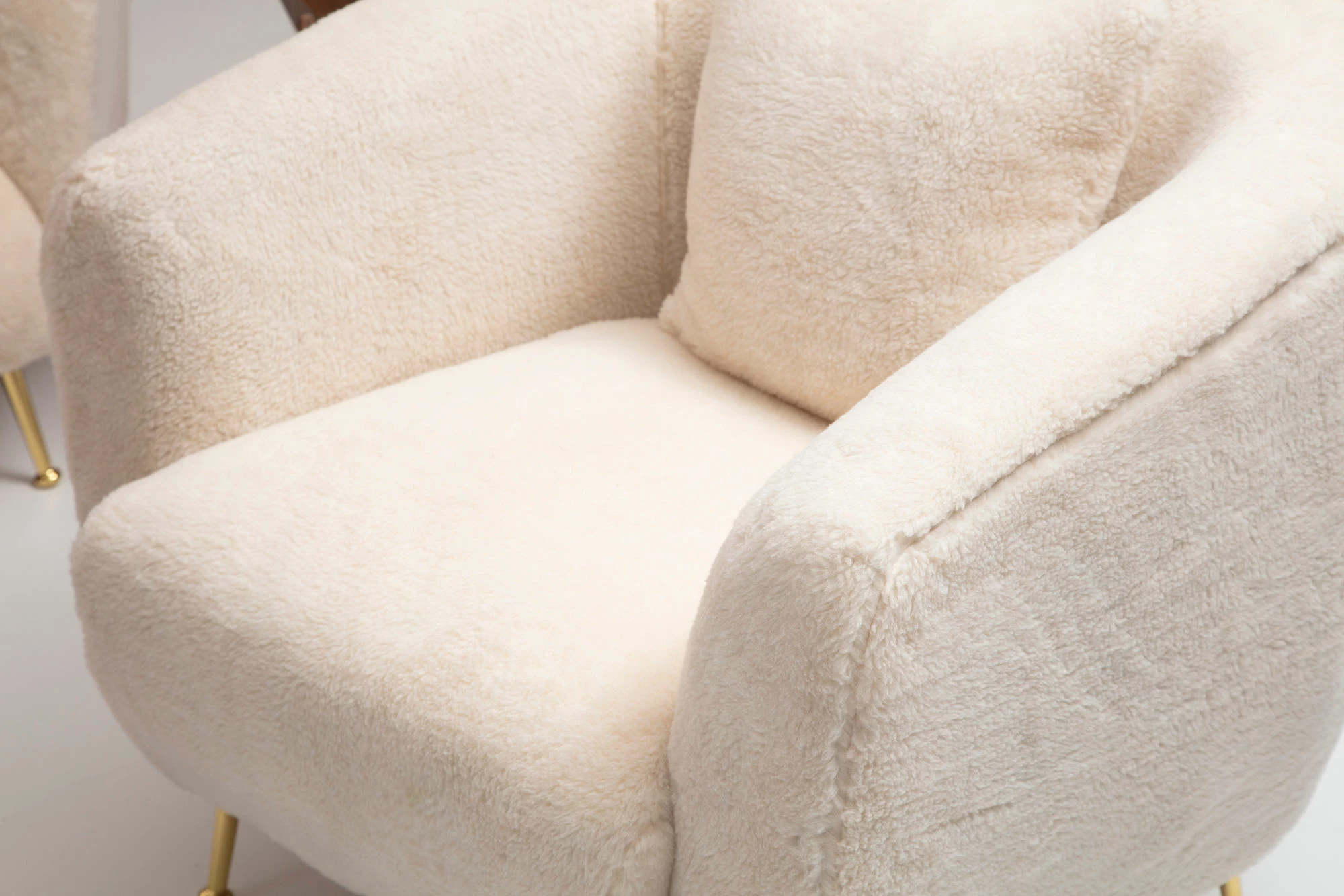 Karrige Wing Atelier del Sofa, ngjyrë bezhë, Istiridye