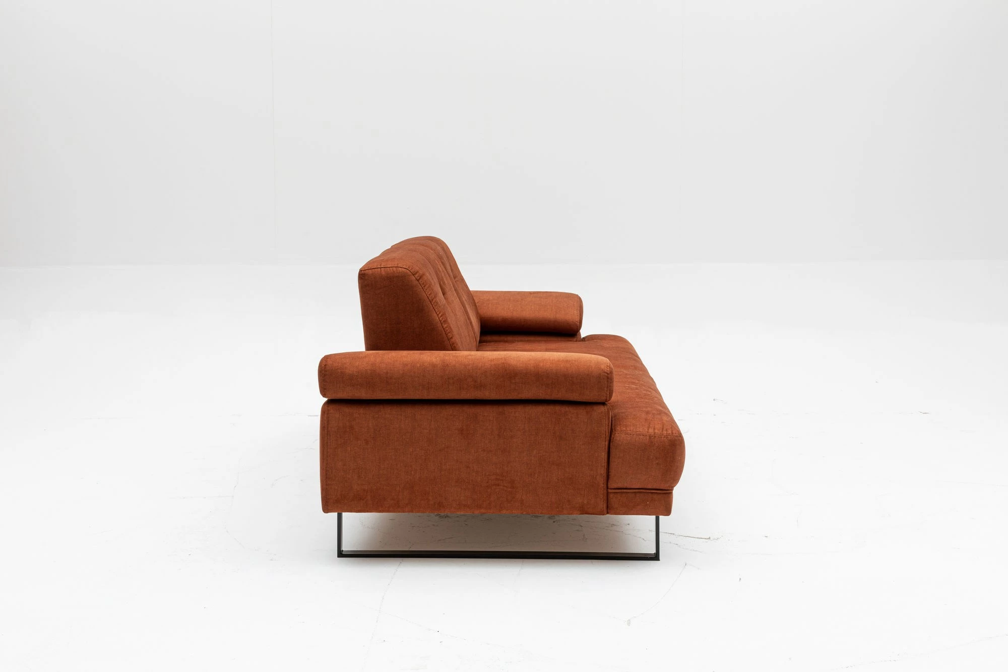Divan-krevat 2 vende, Atelier del Sofa, Mustang, portokalli