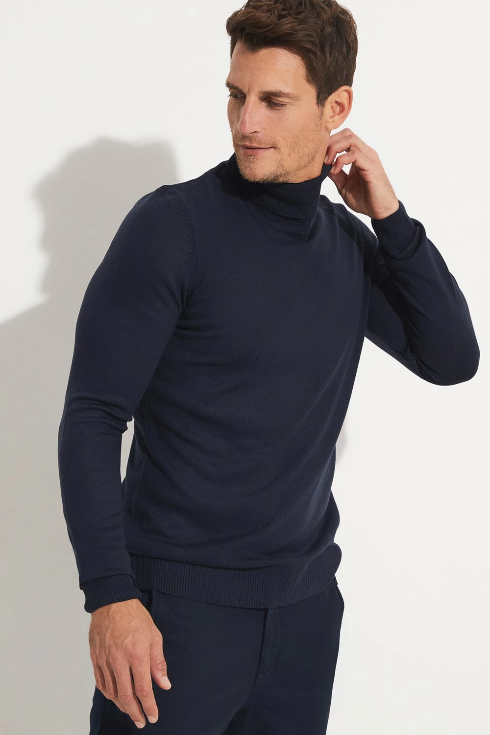 Rollkë për meshkuj June