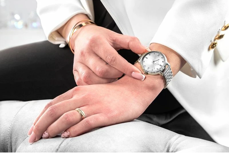 Orë dore femrash Giewont GW7370-B1, argjend