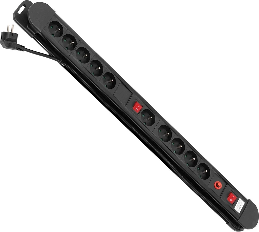 Kasë Maclean MCE10, 10 dalje, 2 ndërprerës, mbrojtje dhe tregues mbingarkese, 3680W, e zezë