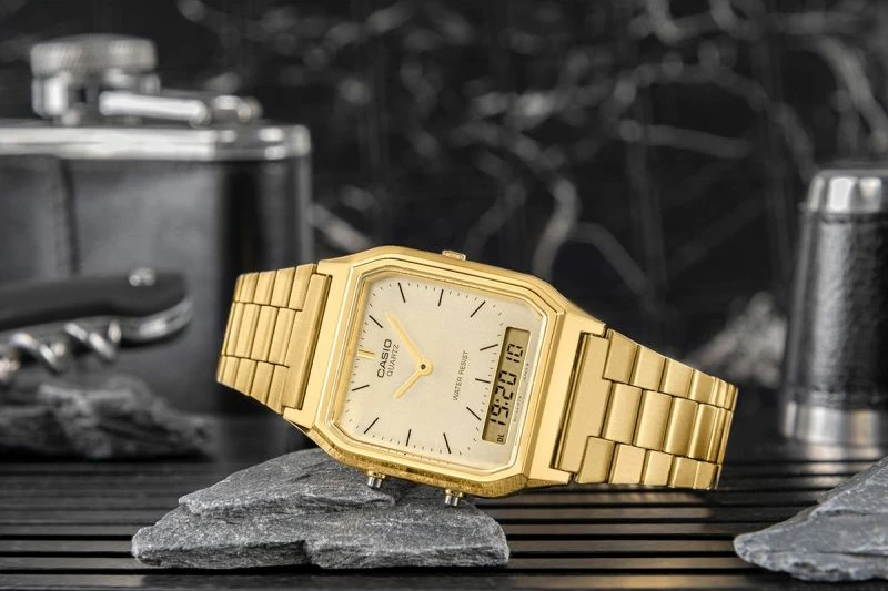Orë dore për meshkuj Casio Vintage AQ-230GA-9DMQYES, e artë, me kuti