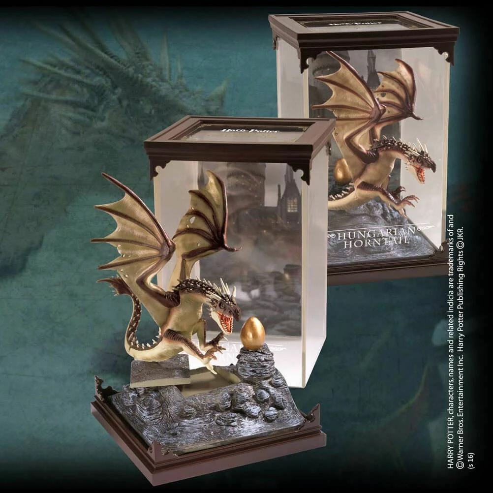 Figurinë koleksionuese NOBLE COLLECTION Harry Potter Hungarian Horntail 18.5 cm, e pikturuar me dorë, me kasë akrilike