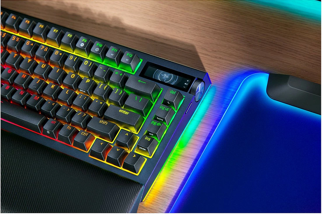 Tastierë gaming Razer BlackWidow V4 Pro 75% US International ISO, mekanike Razer Green, RGB, wireless, e zezë