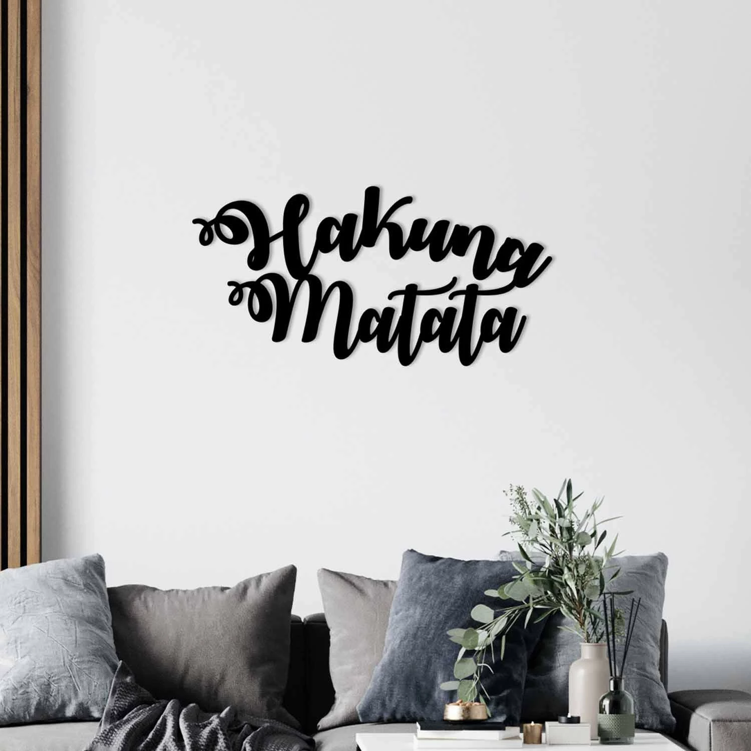 Aksesor dekorativ metalik për mur, Hakuna Matata, ngjyrë e zezë, 70x35cm