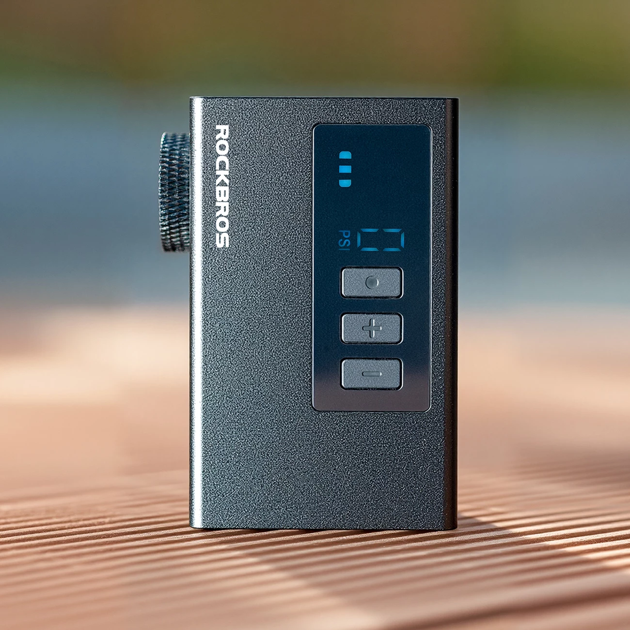 Pompë ajri pa kabllo Rockbros AS240 PRO 120 PSI 420mAh, e zezë
