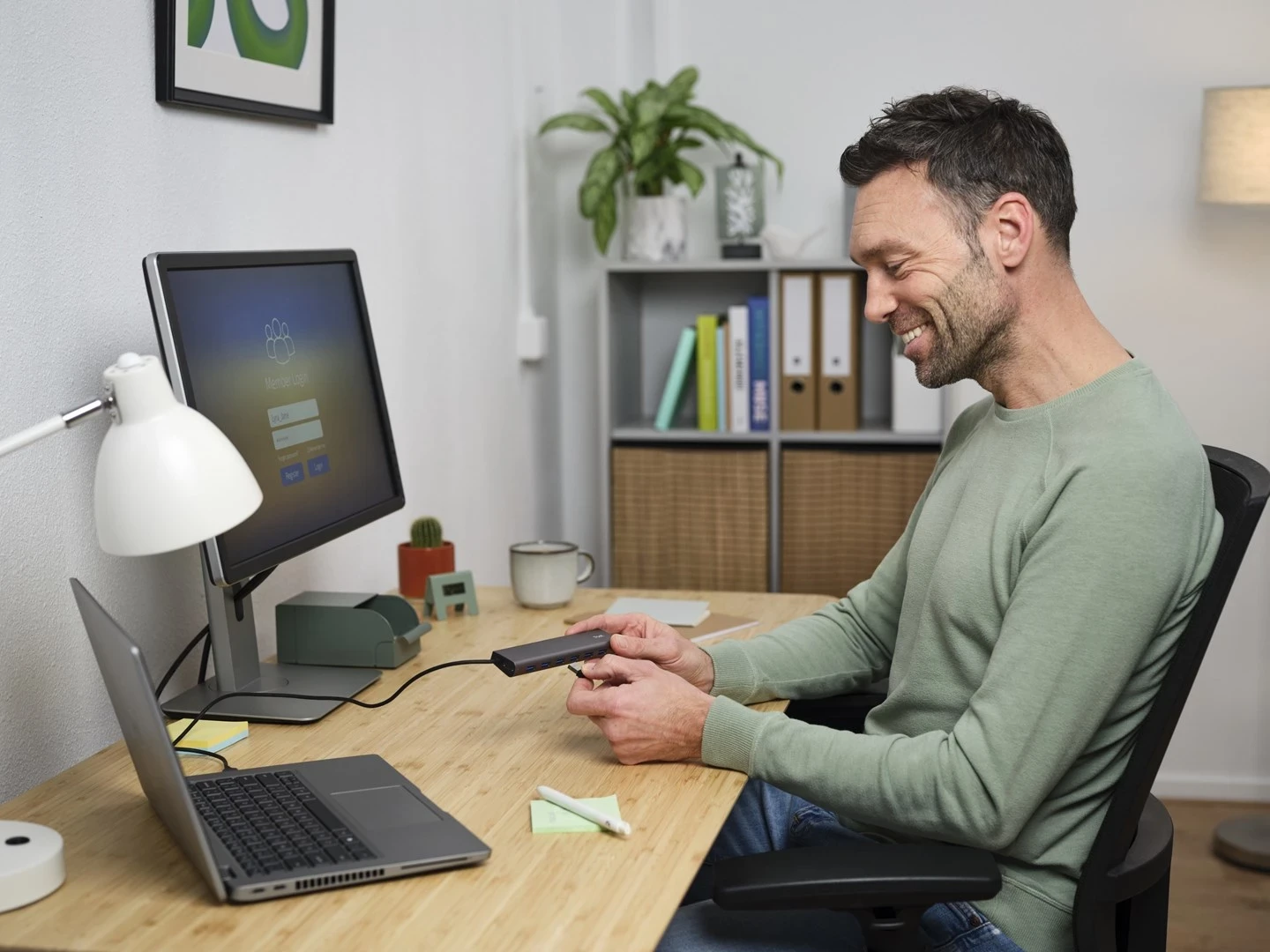 Hub USB Trust Halyx, 5000 Mbit/s, Silver