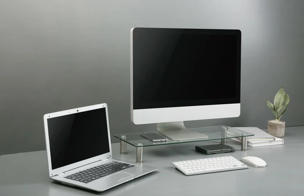 Stendë xhami për monitor Gembird MS-TABLE-GM-01, Size M, 580×210 mm, lartësi e rregullueshme 75-90 mm, ngarkesë 20 kg, e zezë