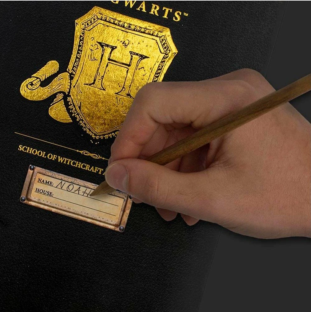 Fletore A5 me kapak të fortë Blue Sky Harry Potter Hogwarts Shield Label, 80 faqe, e zezë