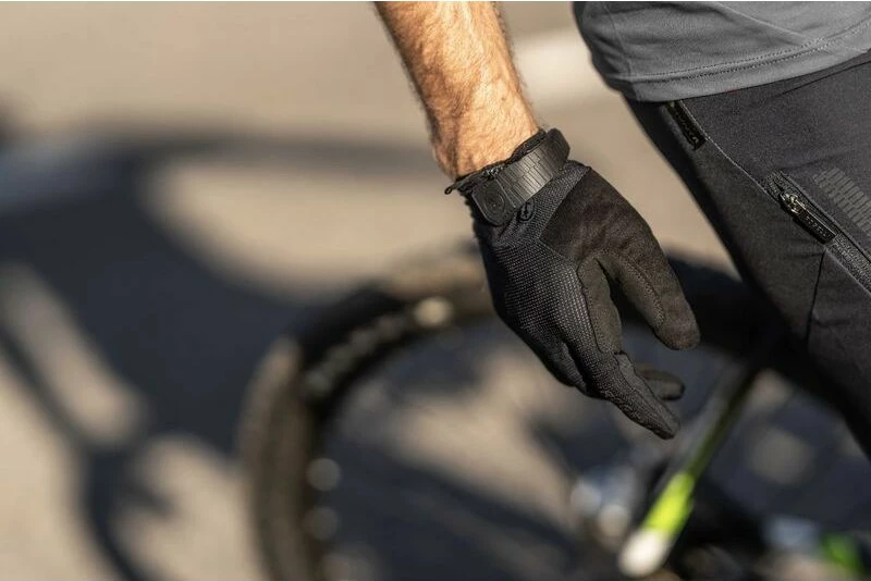 Doreza biçiklete Yakimasport, të zeza