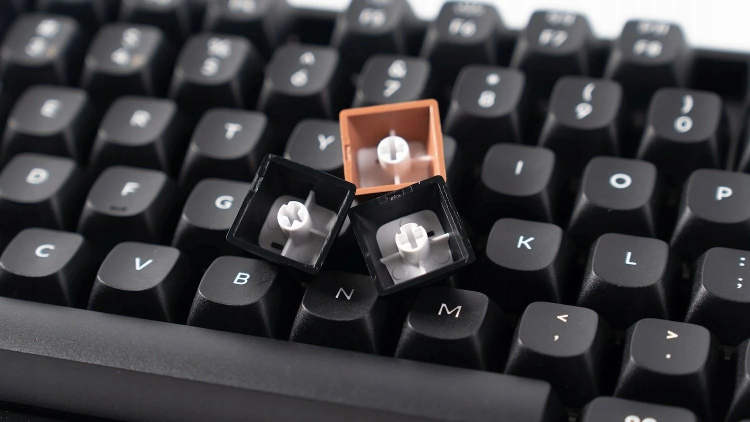 Tastierë mekanike wireless Keychron K8 HE (K8H-F1), US layout, Gateron Magnetic Nebula, RGB, 2.4GHz/Bluetooth 5.2/USB-C, Carbon Black