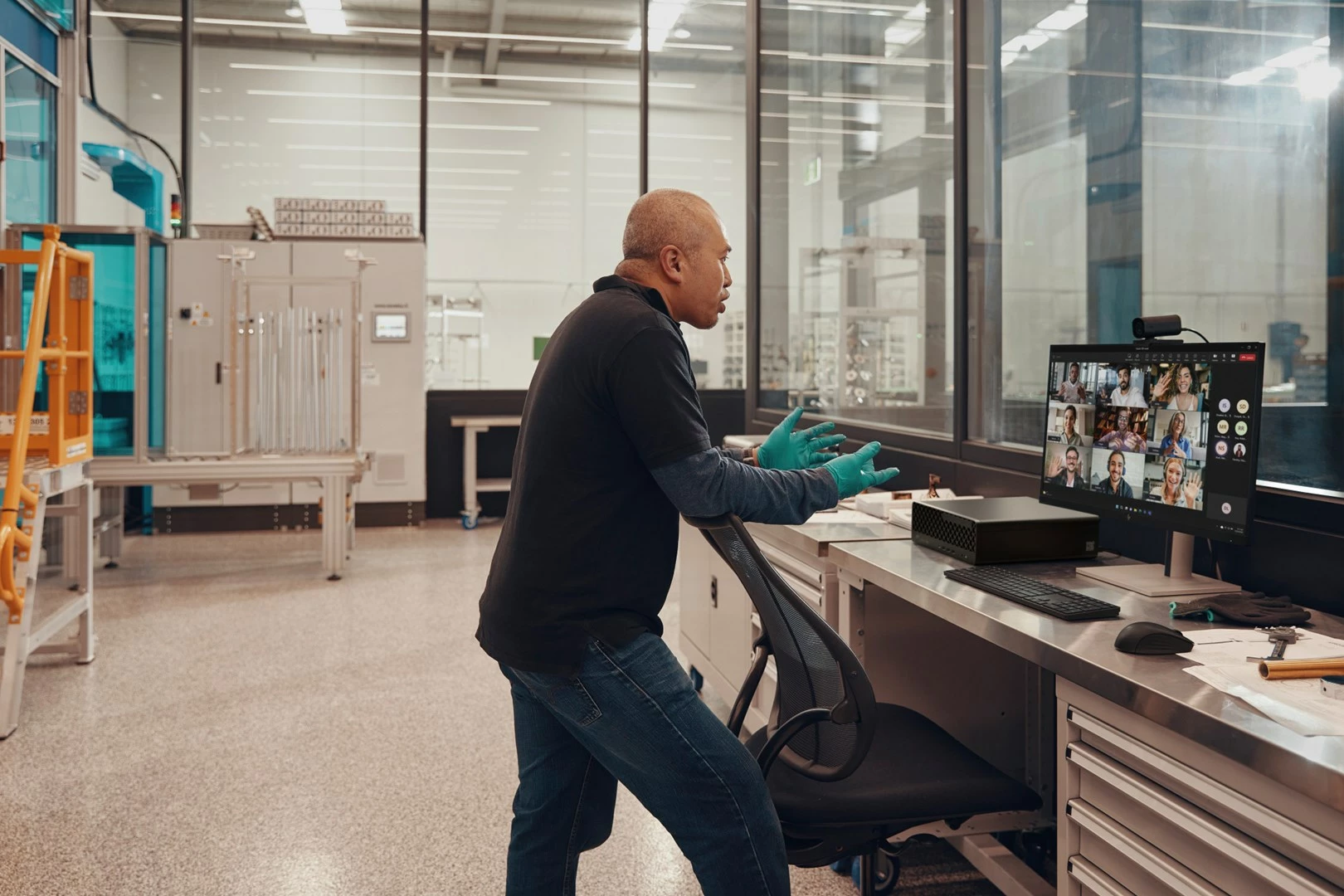 Kasë kompjuteri HP ProDesk 4 SFF G1i AI PC, Intel Core Ultra 5 225, 16 GB RAM, 512 GB SSD, Windows 11 Pro, e zezë