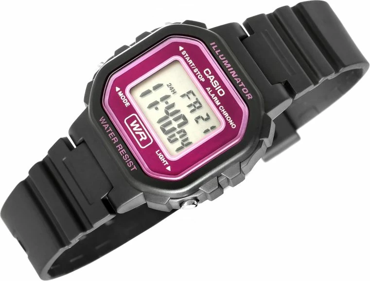 Orë dore digjitale për femra Casio, e zezë