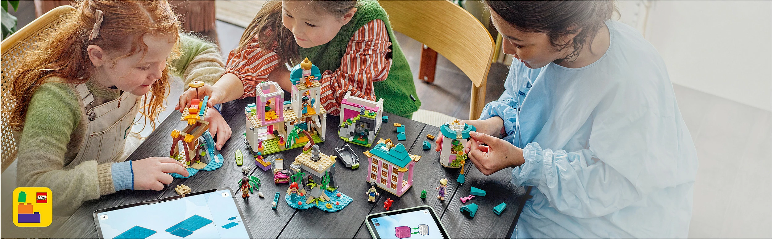 Set ndërtimi LEGO Disney Princess 43267 Princess Castle & Royal Pets, 787 copë, shumëngjyrësh