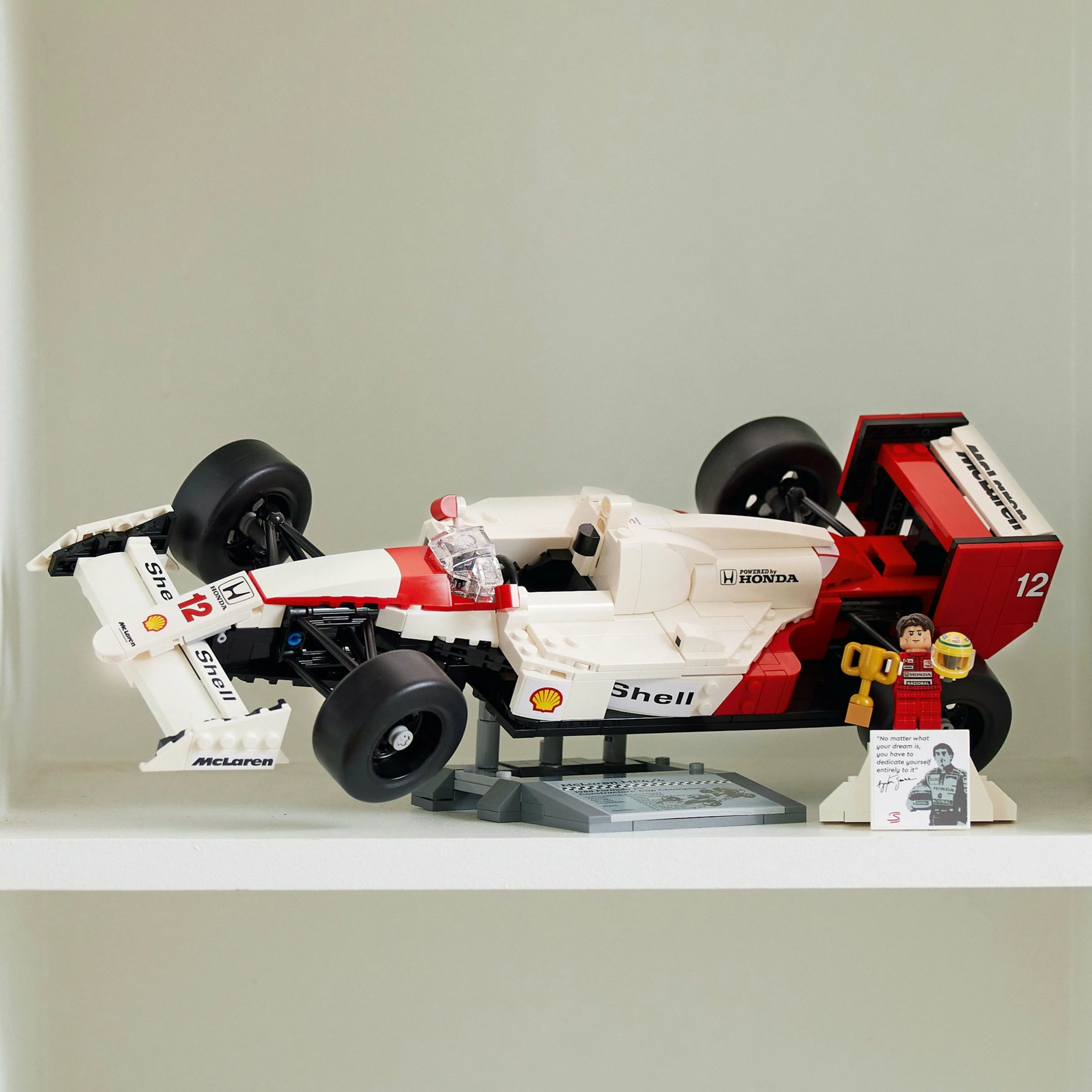 Set ndërtimi LEGO Icons McLaren MP4/4 & Ayrton Senna 10330, 693 pjesë, 18+, bardhë/kuqe