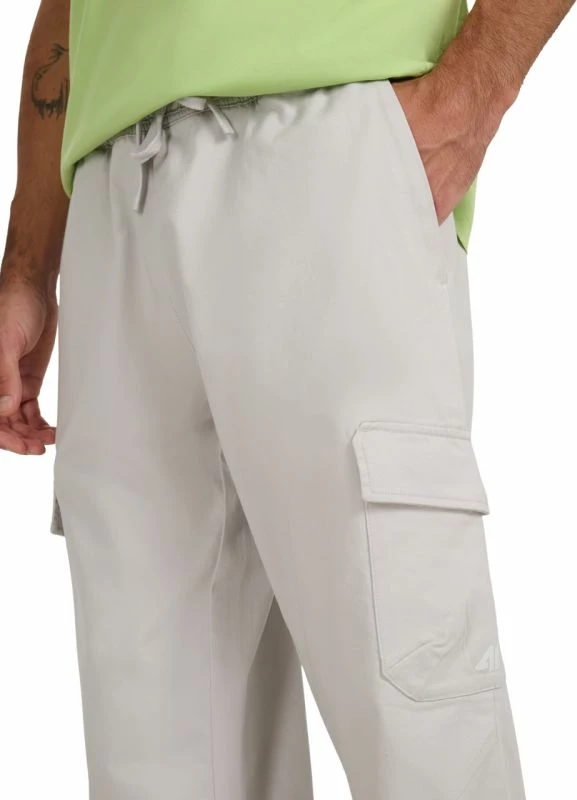 Pantallona për meshkuj 4F, gri e lehtë