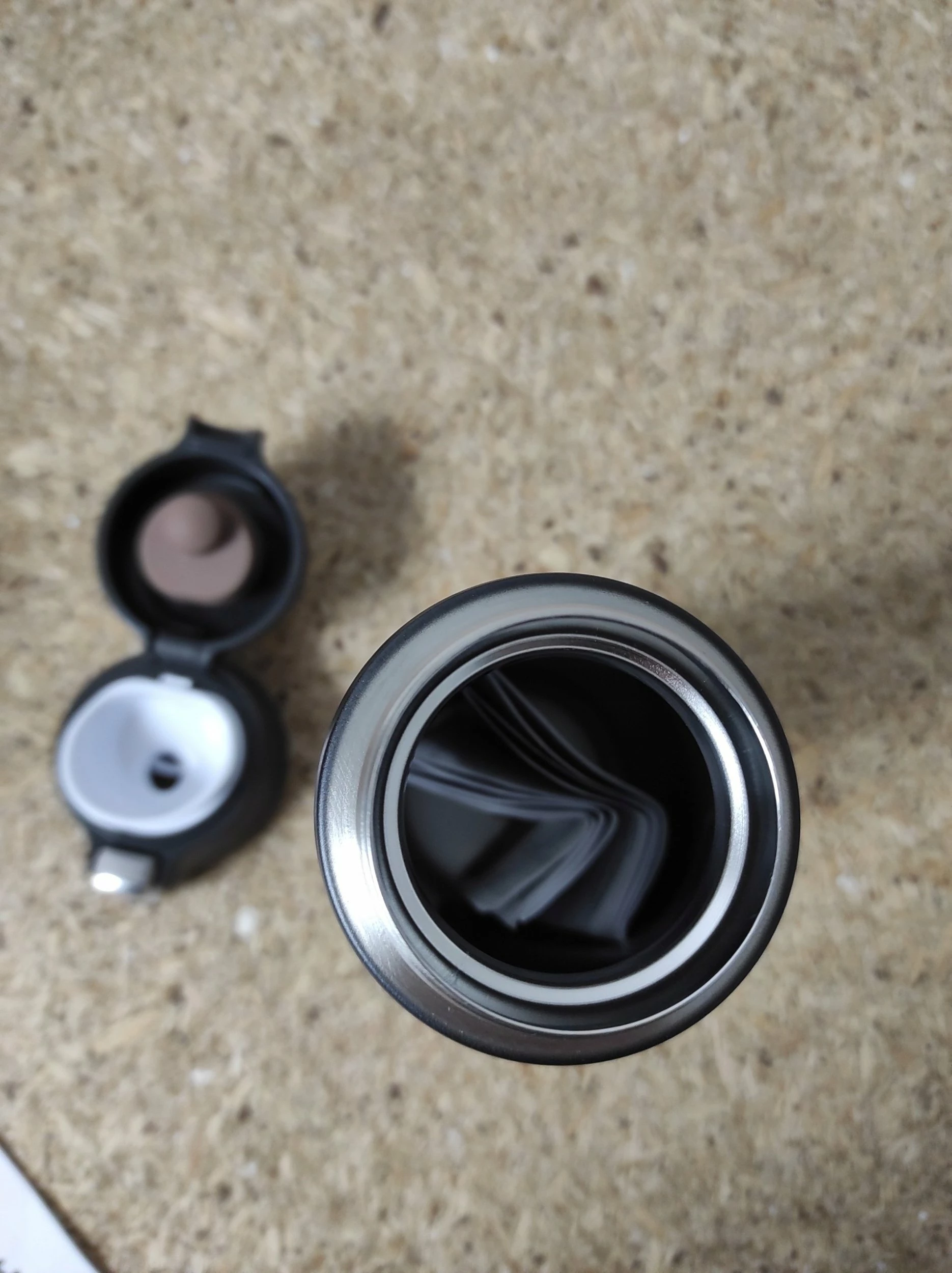 Gotë termike Emsa Travel Mug Light N21517 0.4L, e zezë mat, 1 copë