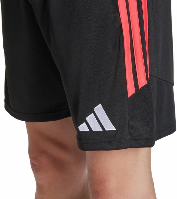 Shorce trajnimi për meshkuj adidas, të kuqe
