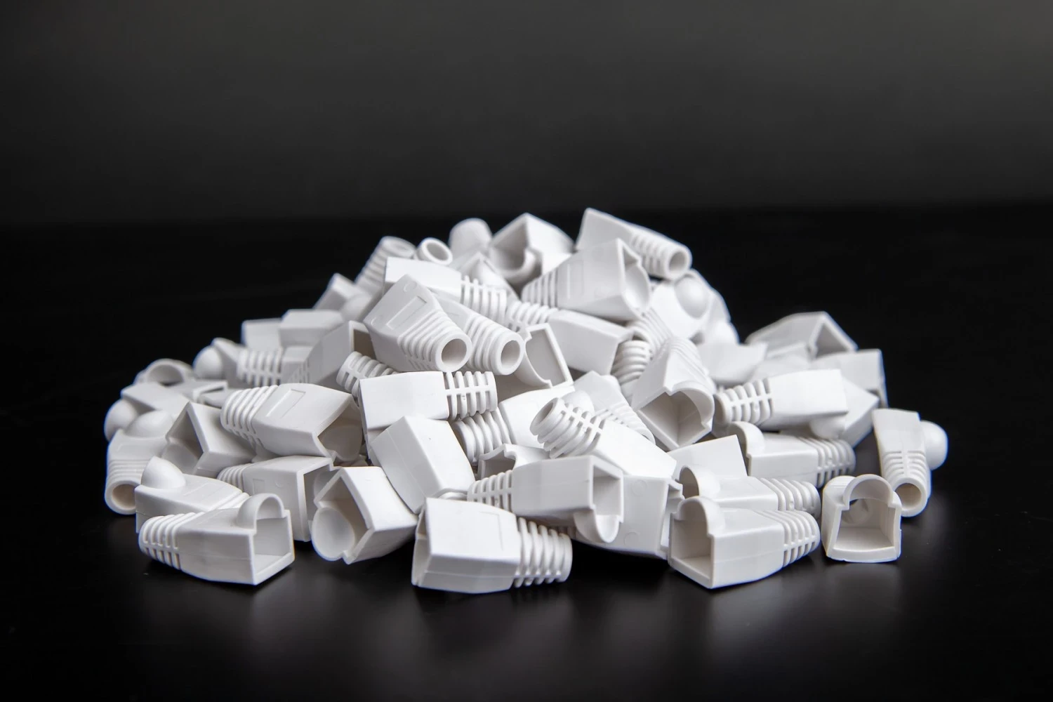 Mbështjellës RJ45 Unitek, 6 mm, 100 copë, e bardhë