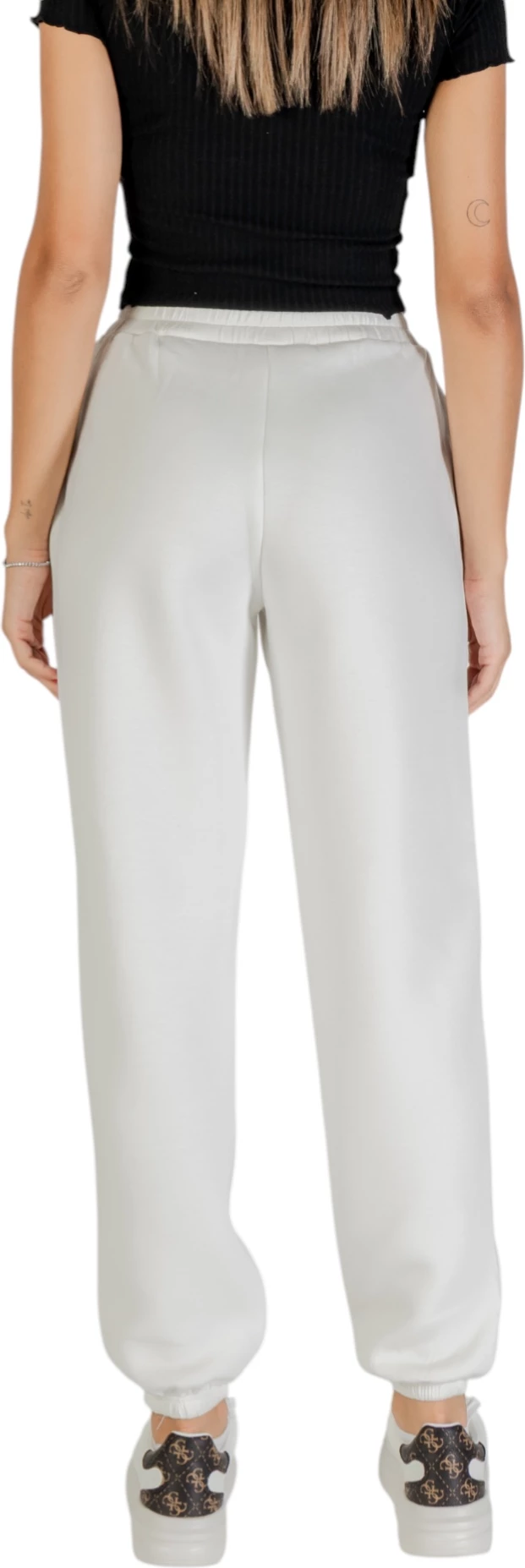 Pantallona sportive për femra Guess Active Cecilia Scuba Jogger, latte [Madhësia: XXS]
