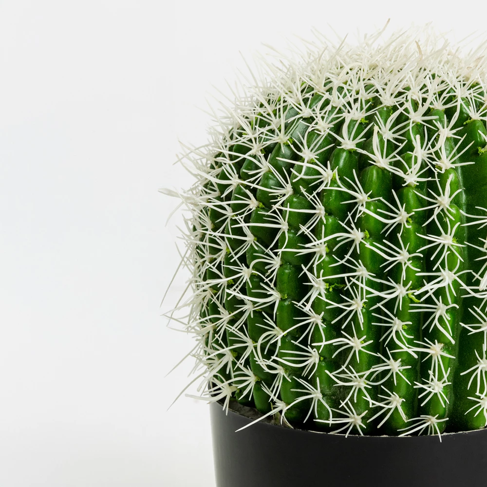Bimë artificiale FEROCACTUS në vazo, 18x18x30cm, material pëlhurë dhe plastikë, ngjyrë e gjelbër dhe e bardhë
