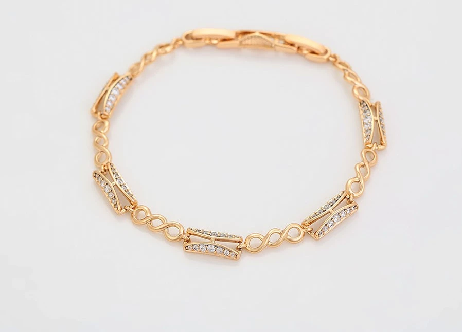 Byzylyk dore elegant, i praruar në arë 18k BZD1