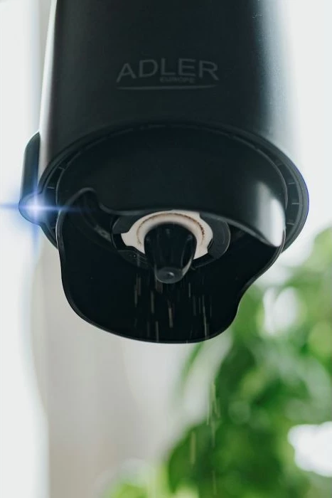 mulli elektrik kripë/piper Adler AD4449b, 3 grirës të ndërrueshëm, 150 ml, USB-C, mat i zi, set