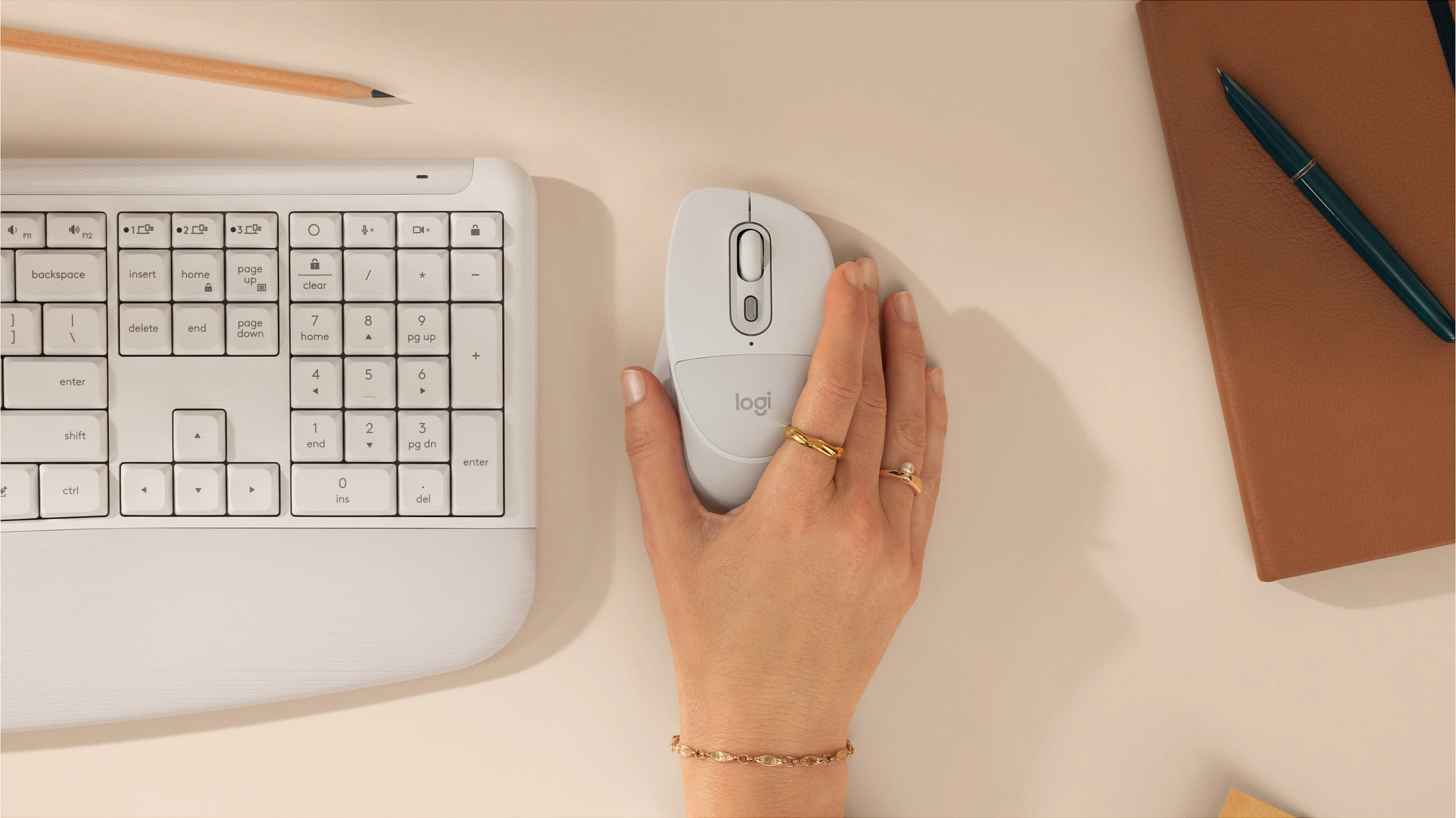 Maus Logitech M850, wireless, off-white