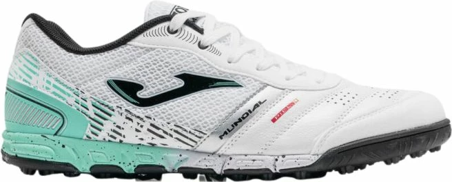 Atlete futbolli për meshkuj Joma, të bardha