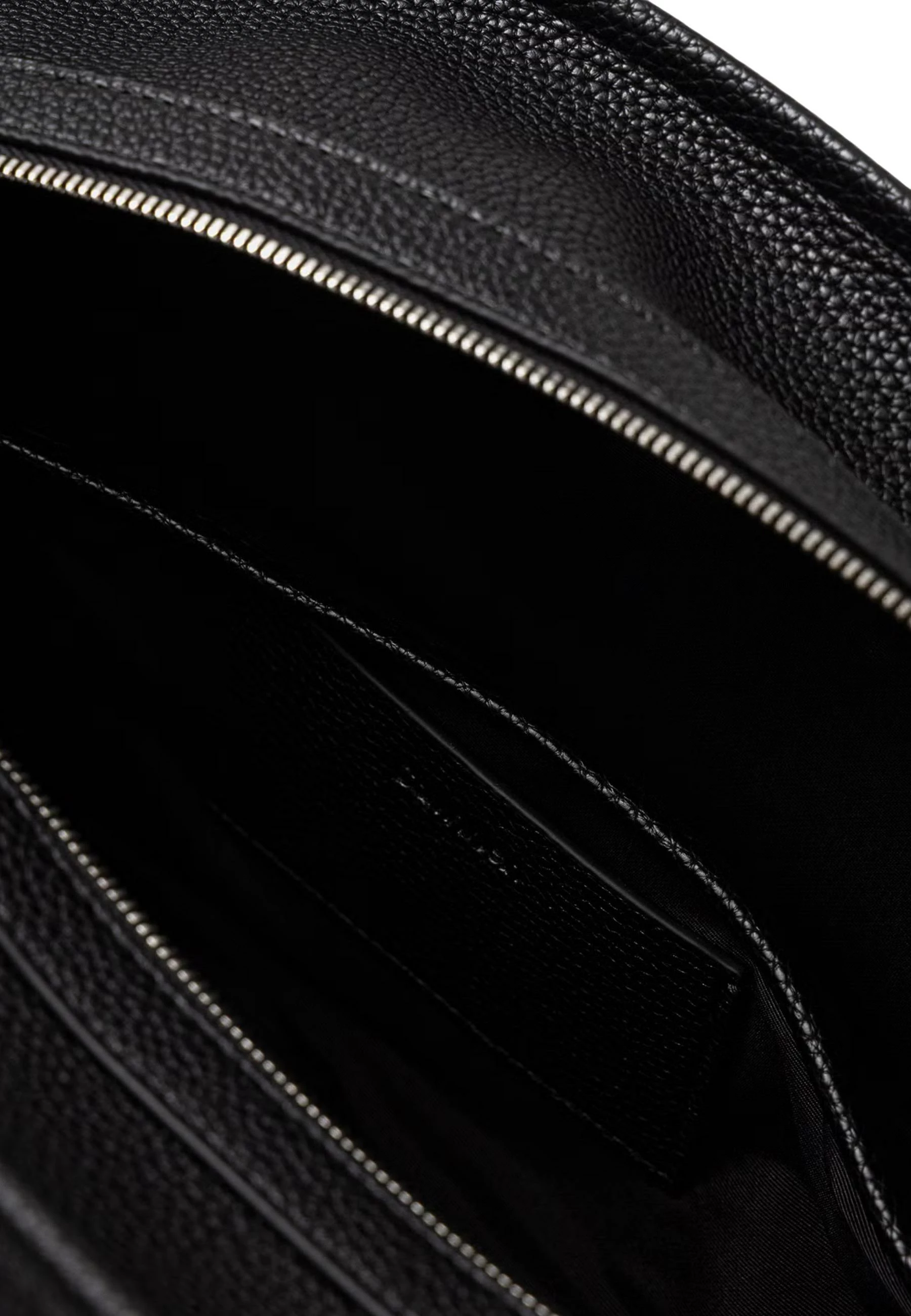 Çantë tote për femra Calvin Klein LV04F3644G, e zezë