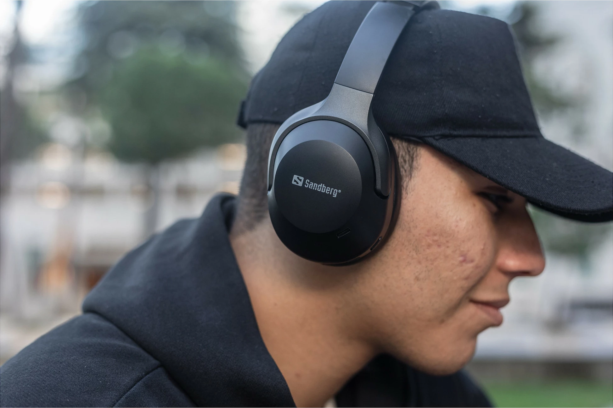 Kufje wireless Sandberg Travel Headset ANC+ENC, Bluetooth 6.0, deri 30h, të palosshme, të zeza