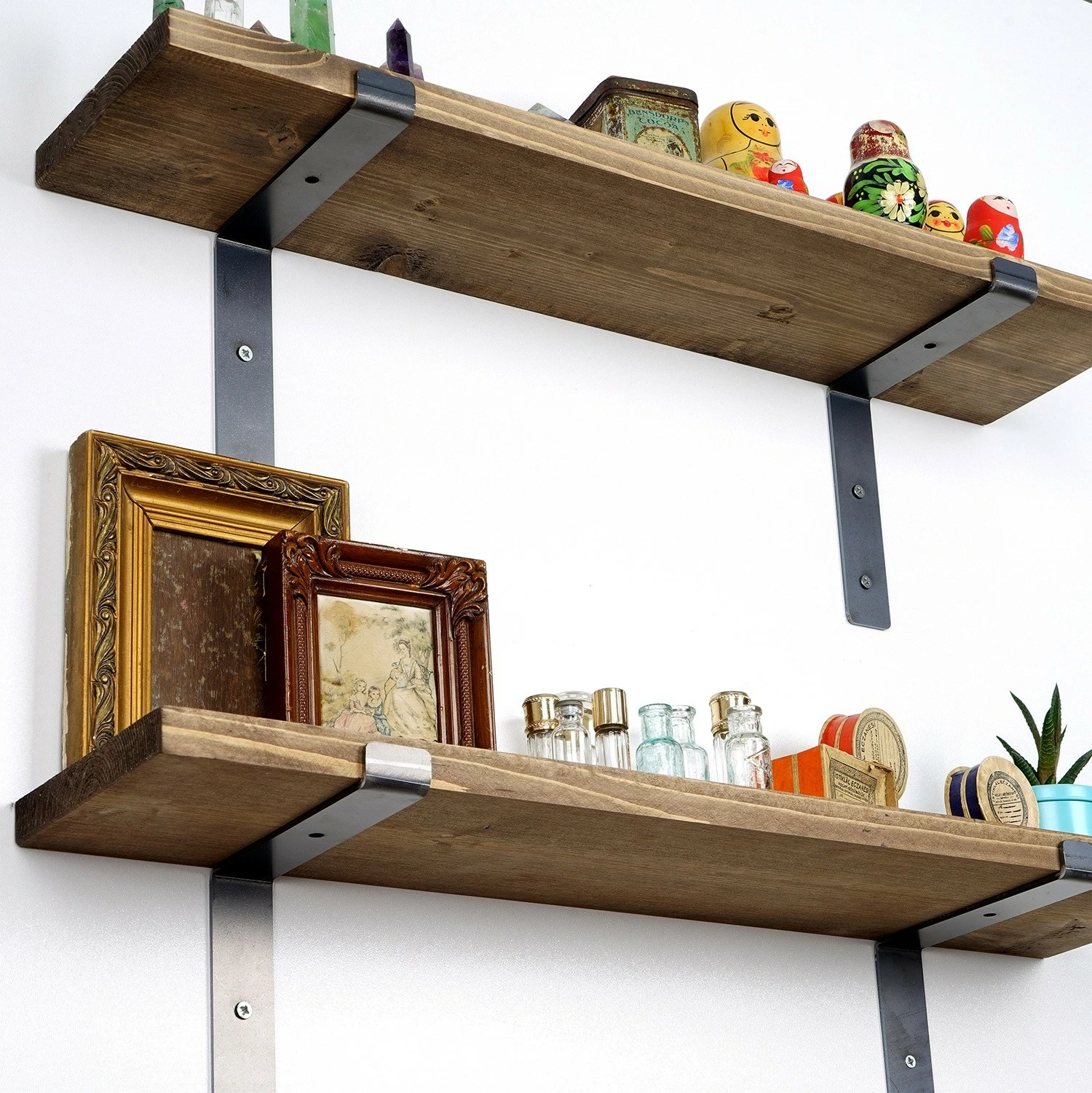 Raft dekorativ prej druri për mur, ngjyrë e zezë dhe arre, Skye Decor, Lam006