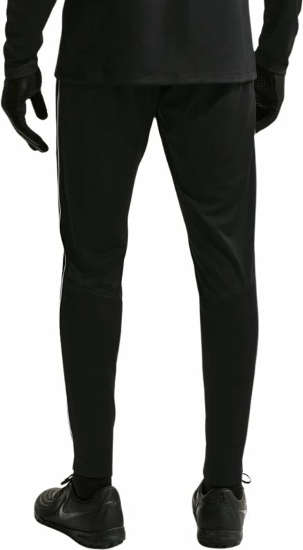 Pantallona sportive për meshkuj Nike, të zeza