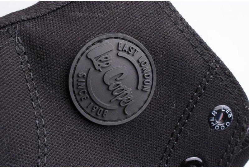 Atlete për femra Lee Cooper, të zeza