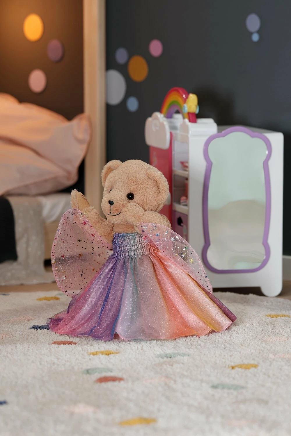 Fustan për kukull Zapf BABY BORN Rainbow Dress 43cm 836132 shumëngjyrësh (me krahë, me varëse)