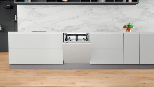 Enëlarëse e integrueshme plotësisht Whirlpool WI 7020 P, 14 sete, 60 cm, Argjendtë