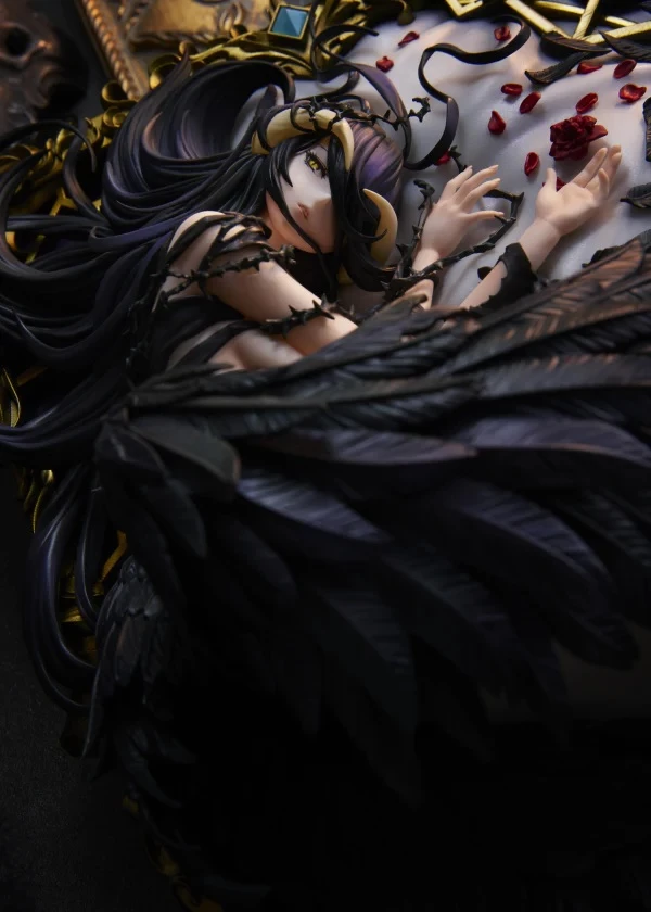 Figurinë koleksionuese Square Enix Albedo Ending Ver. (Art by so-bin) 1/7, PVC/ABS, 27×20×17 cm, e zezë/artë