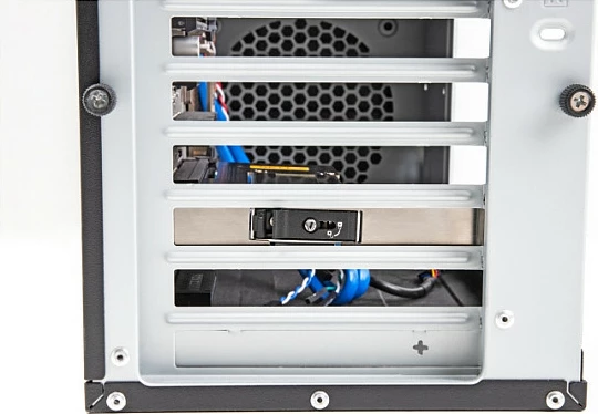 Sirtar i brendshëm DeLOCK Mobile Rack 47028/47042/47070/47072/47111/47117/47126/47129, për M.2 NVMe 2230-2280, me kyç, metal, zi/metalike