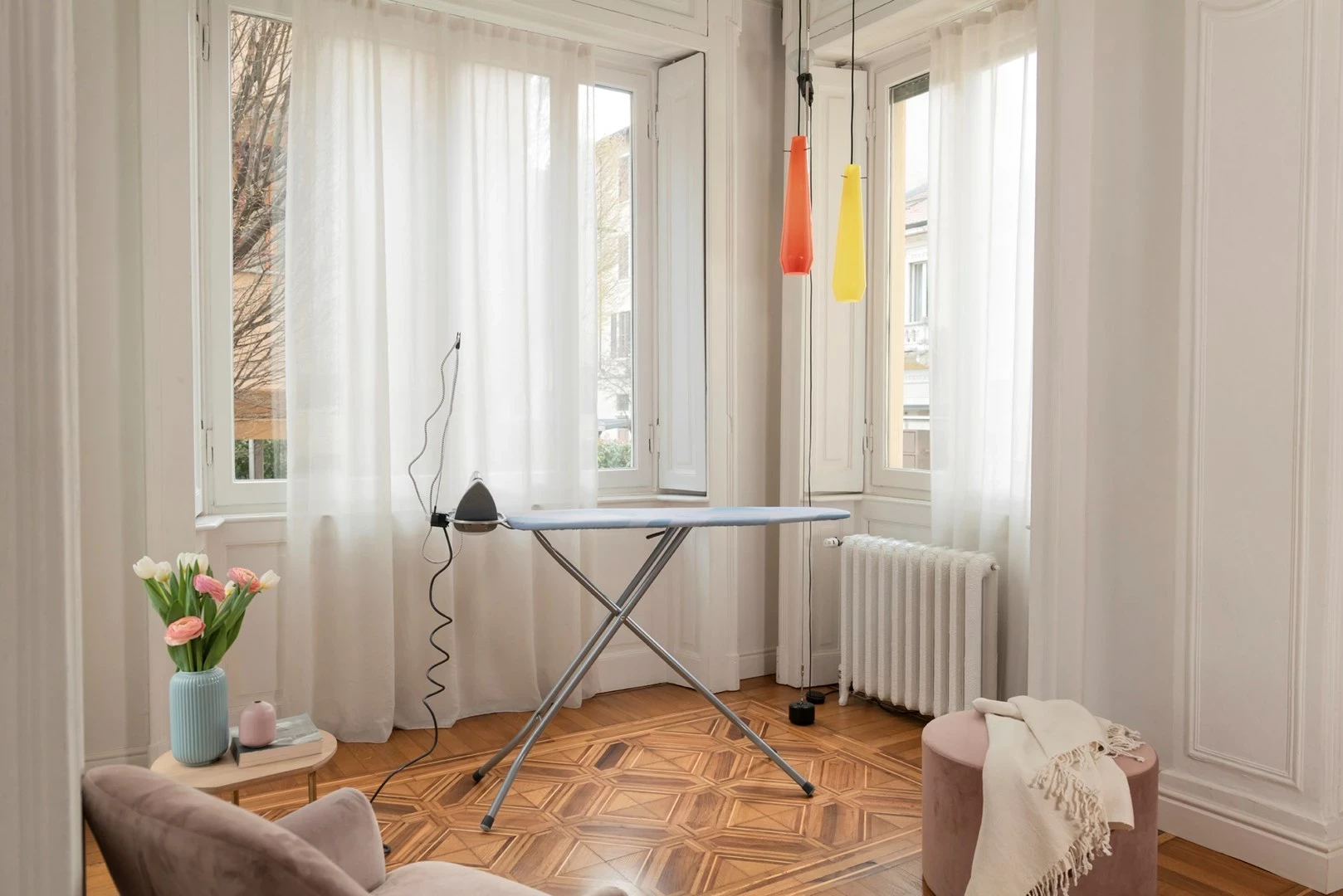 Deska hekurosje Vileda Bravo Plus, me rrota, dizajn ergonomik, me palosje