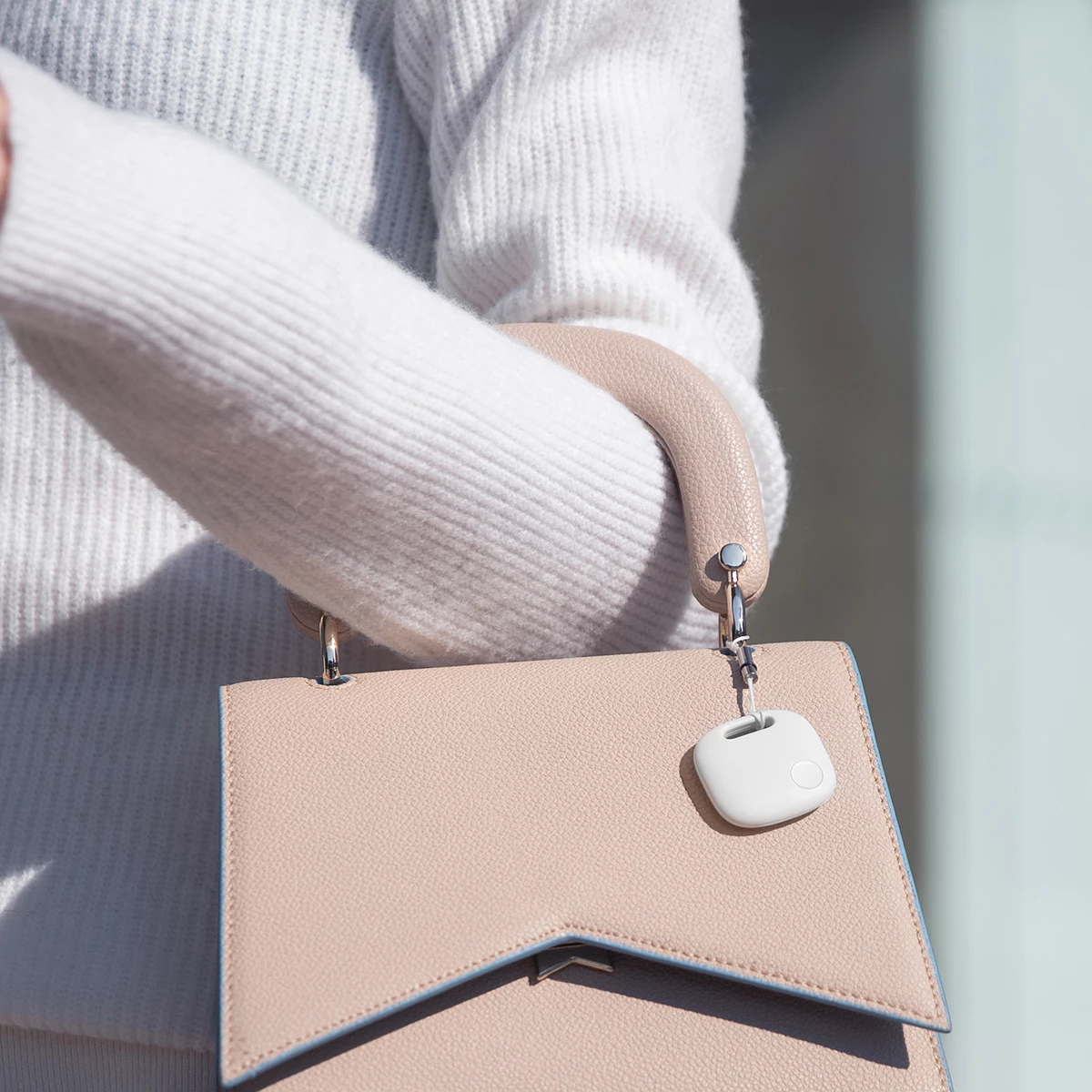 GPS tracker i mençur Baseus T2 Pro për çelësa, çantë, fëmijë, i bardhë