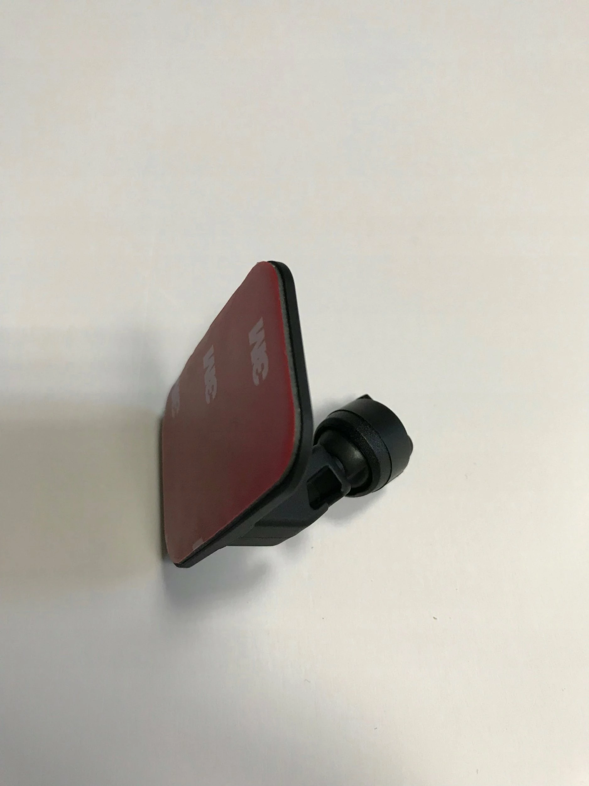 Mbajtëse montimi Mio 3M EAN për MiVUE 7xx/C3xx, ngjitës 3M, e zezë, set 1 copë