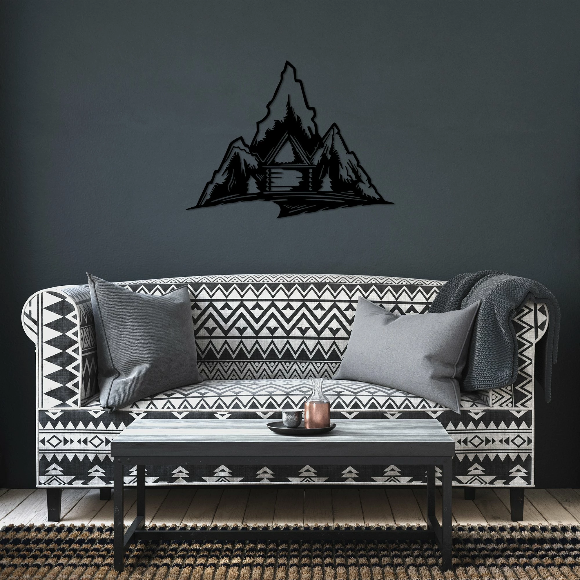 Aksesor dekorativ metalik për mur Wallity, Everest, ngjyrë e zezë, 52x70cm