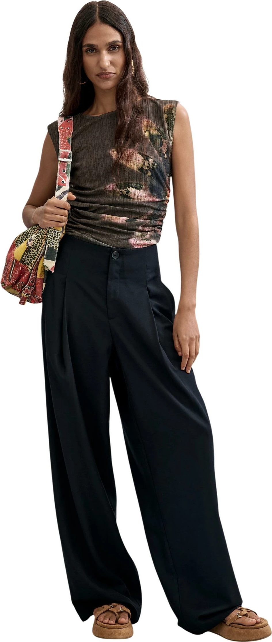 Pantallona për femra Desigual PANT_LUCIA 26WWPW11, të zeza [Madhësia: XS]