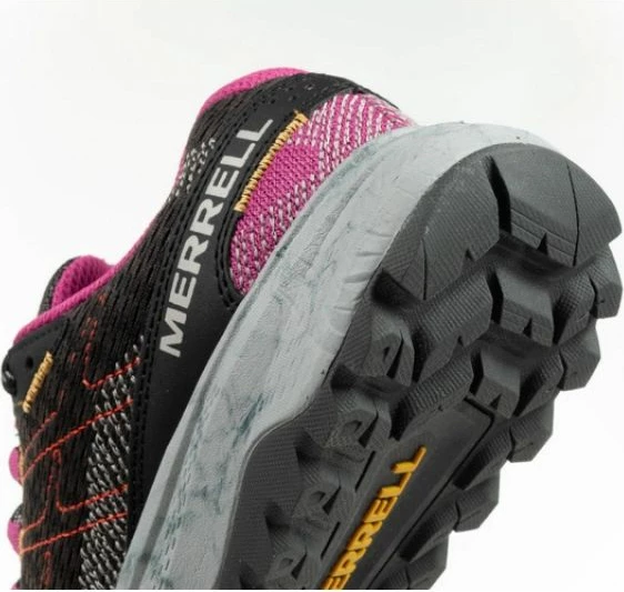 Atlete për femra Merrell, të zeza dhe shumëngjyrëshe