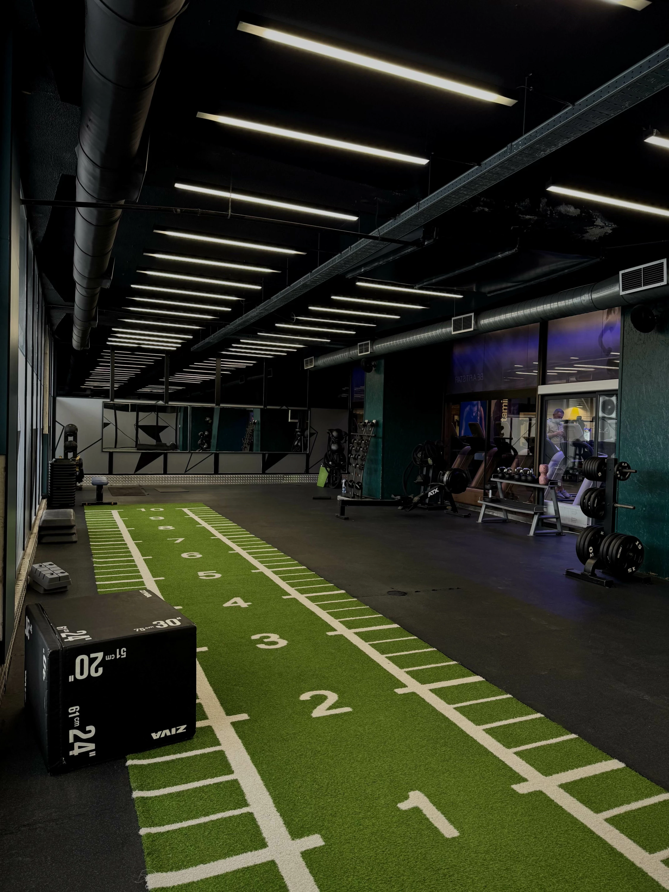 Pako fitnesi Fitstar UniClub, 6 mujore