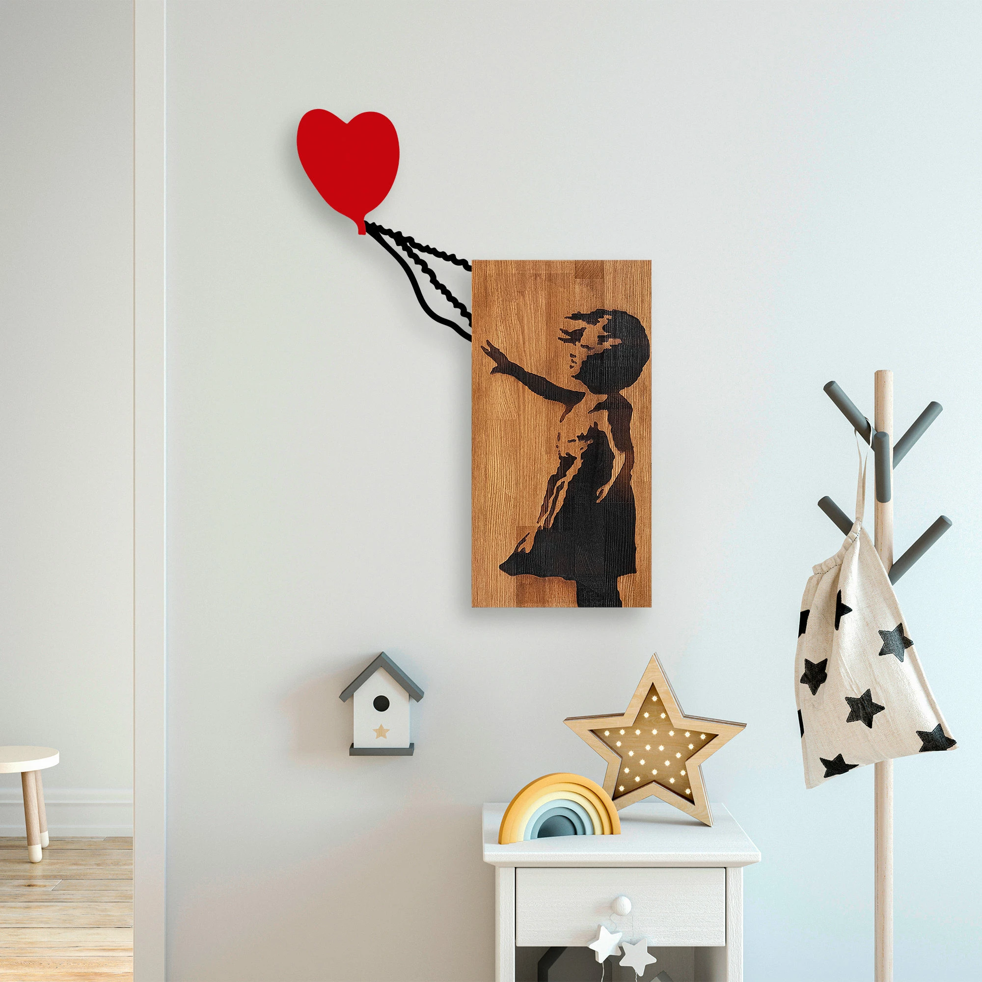 Aksesor dekorativ prej druri për mur, Wallity Banksy - 15, ngjyrë arre dhe e zezë, 83x60cm